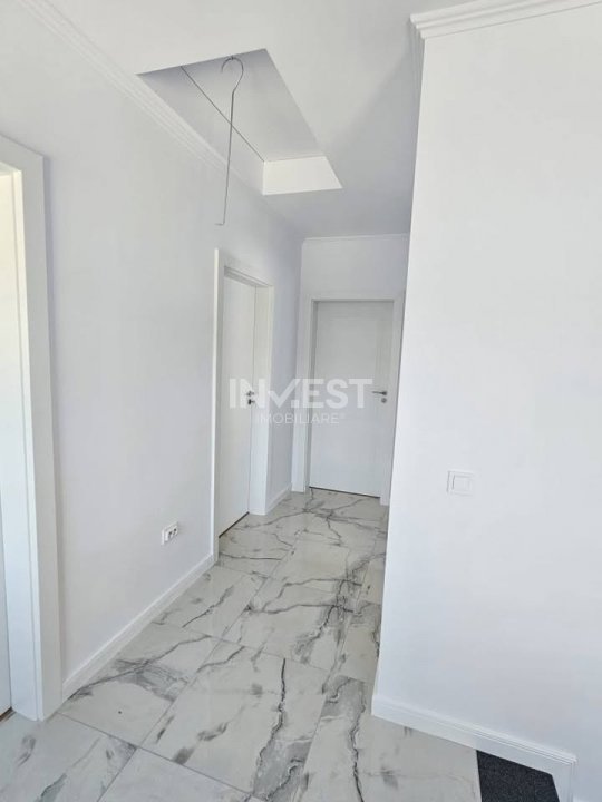 CASA INDIVIDUALA .4 CAMERE, 480 MP TEREN,  1km de Family Market Miroslava - 17