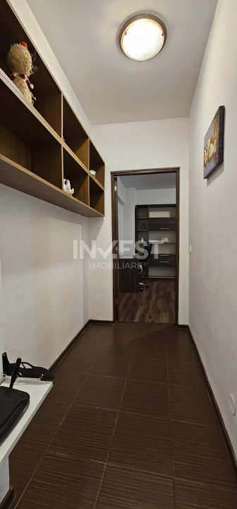 CENTRU CIVIC- apartament cu 2cam, etajul 1 - 5