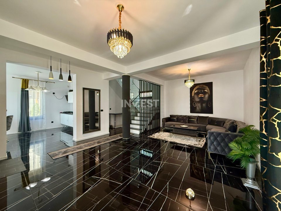 Cartierul Bucium-Iași *Vilă de vânzare* 135 MPU  - 1