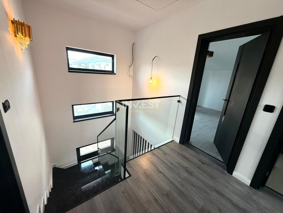 Cartierul Bucium-Iași *Vilă de vânzare* 135 MPU  - 18