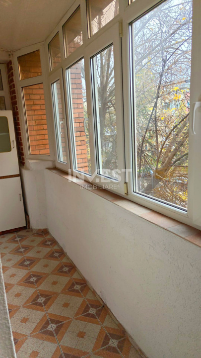 INCHIRIERE-APARTAMENT 3 CAMERE-ZONA ARCU - 11