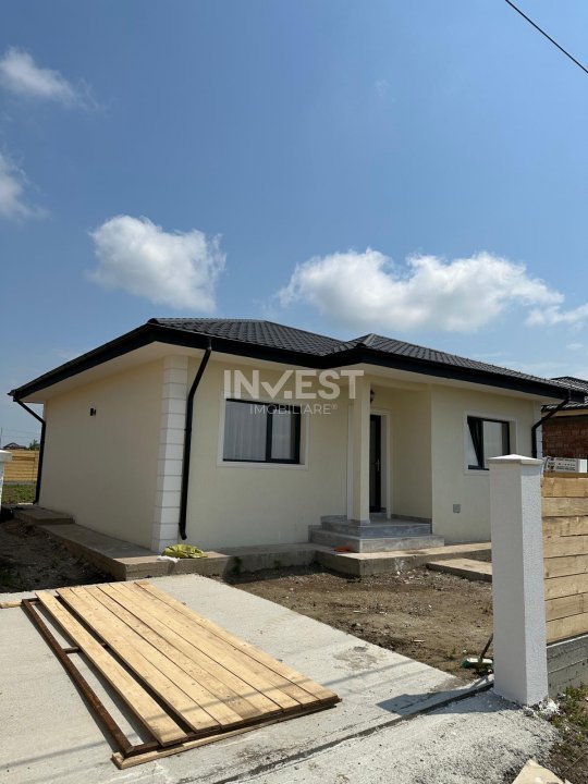 Casa cu 4 camere , Valea Ursului-Vorovesti , pozitie buna - 5