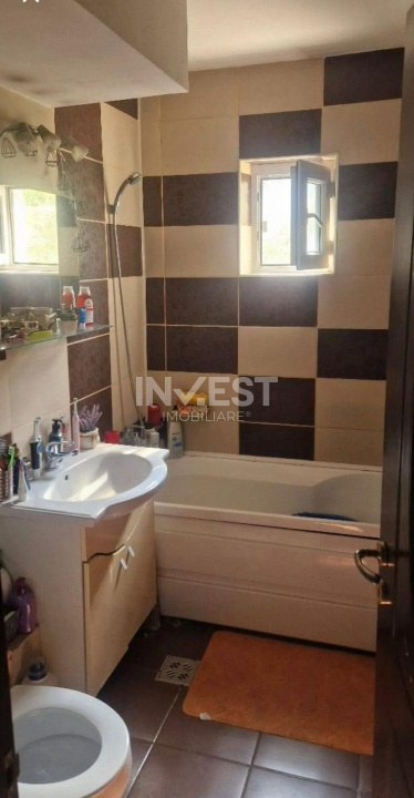 Apartament de vanzare 3 camere, zona Canta - Scoala Elena Cuza, Iasi  - 8