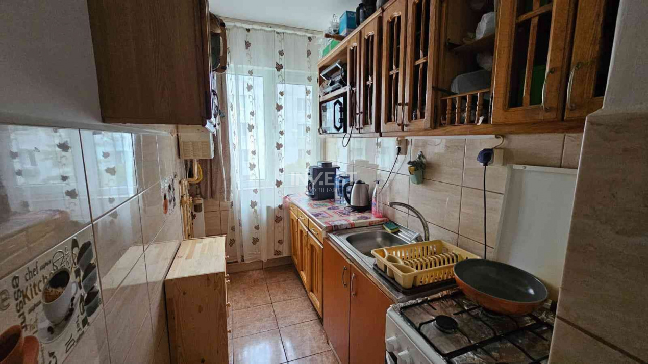 APARTAMENT DE VANZARE-3 CAMERE-PIATA VOIEVOZILOR - 6