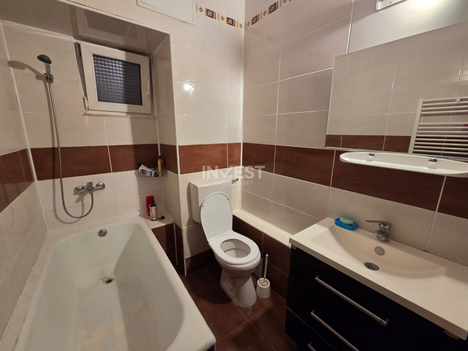 DE VANZARE-APARTAMENT 3 CAMERE-DACIA  - 8