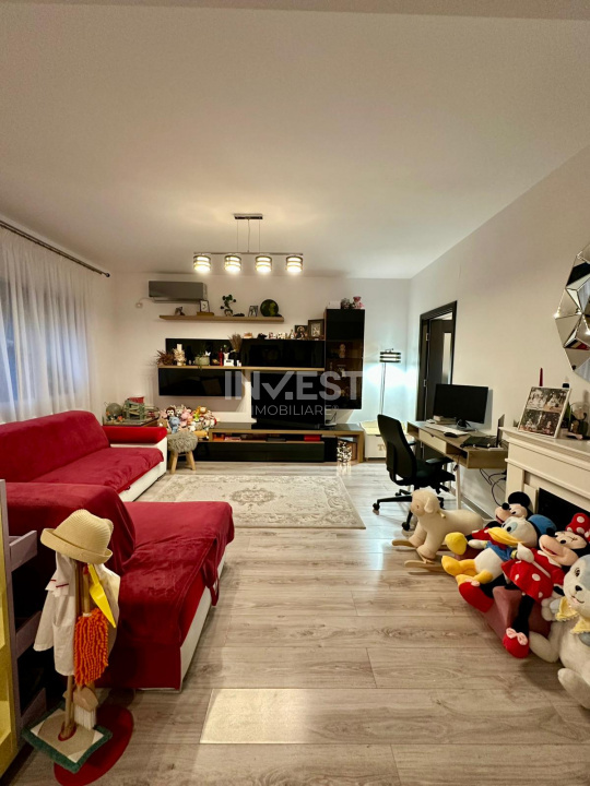 Casa de vanzare 4 camere. Mobilata. Valea Adanca- 900m de CUG - 1