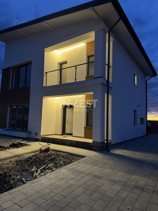 CARTIER PRIVAT, CASA 4 CAMERE, 2 BAI, MIROSLAVA , PLACA DE BETON PESTE ETAJ - 7