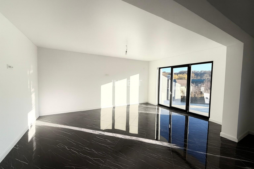 Casă finalizată cu 117mp utili în zona Bucium - 22