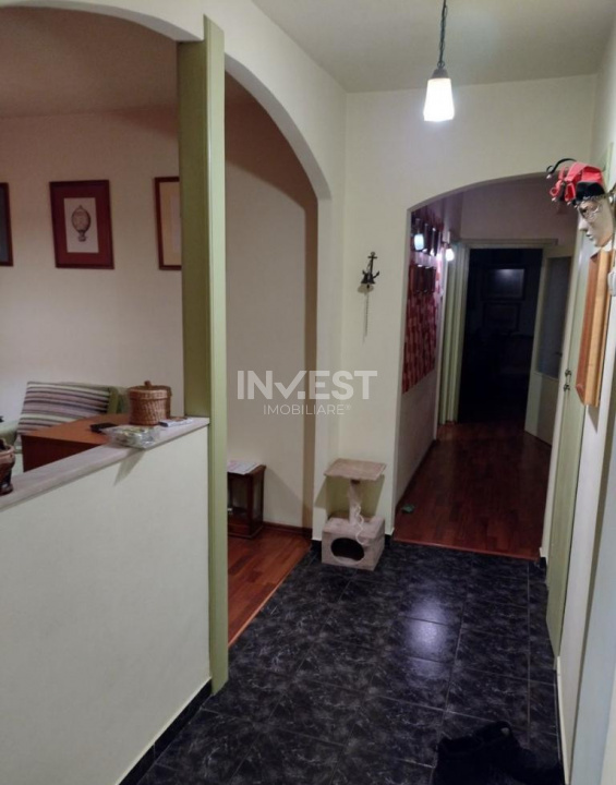 DE VANZARE-APARTAMENT 4 CAMERE-ALEXANDRU CEL BUN - 4