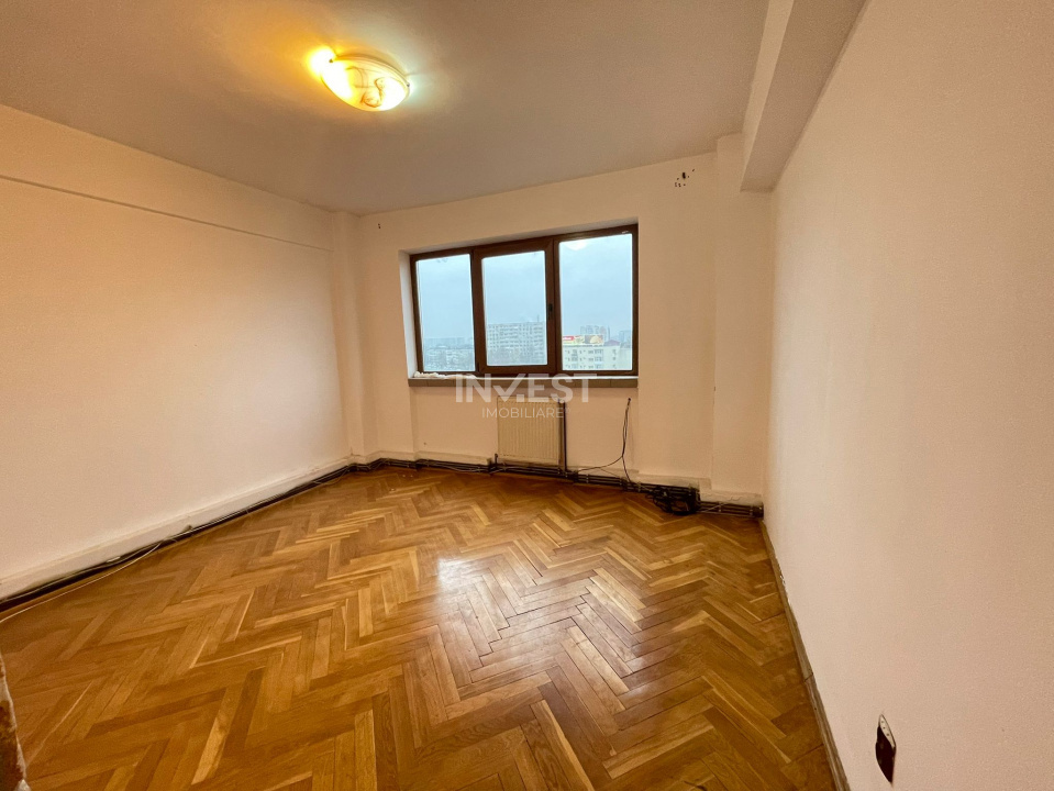 Apartament 4 camere-Podu Ros-Palas-sens giratoriu - 11