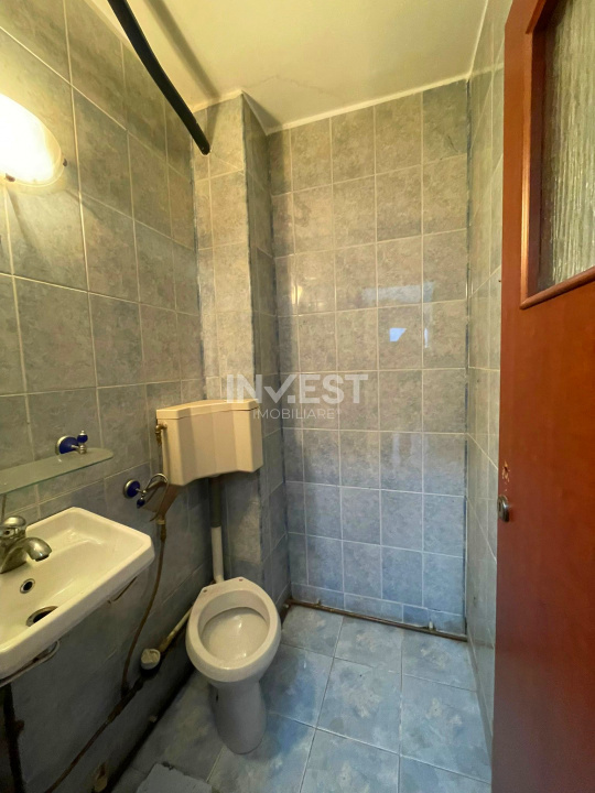 Apartament 4 camere-Podu Ros-Palas-sens giratoriu - 16