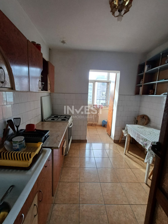 Apartament 3 Camere, intermediar, zona Nicolina 1( Lidl) - 2