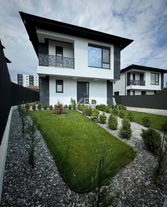 CASA 5 CAMERE, 3 BAI, 470MP TEREN, 135MP UTILI, ZONA MIROSLAVA-700M DE CENTRU - 1