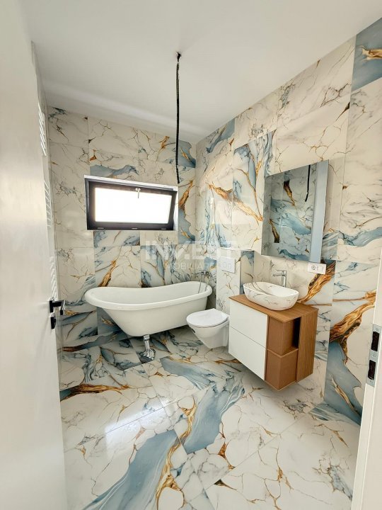 CASA INDIVIDUALA, 4 CAMERE, 2 BAI , 400 MP TEREN, Moldova Mall - 3