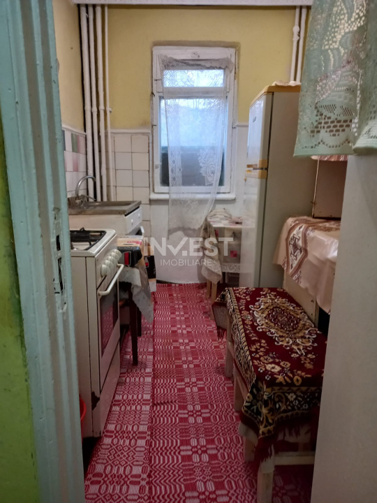 DE VANZARE-APARTAMENT 2 CAMERE-MIRCEA CEL BATRAN - 1