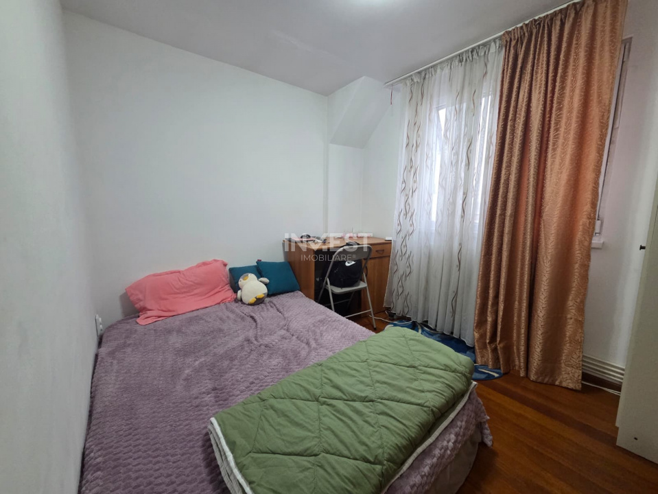 DE VANZARE-APARTAMENT 2 CAMERE-DECOMANDAT - 3