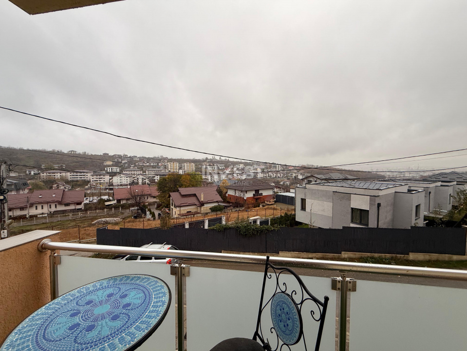 Apartament intabulat cu 2 camere - decomandat, etaj 1, mobilat &amp; utilat - 14