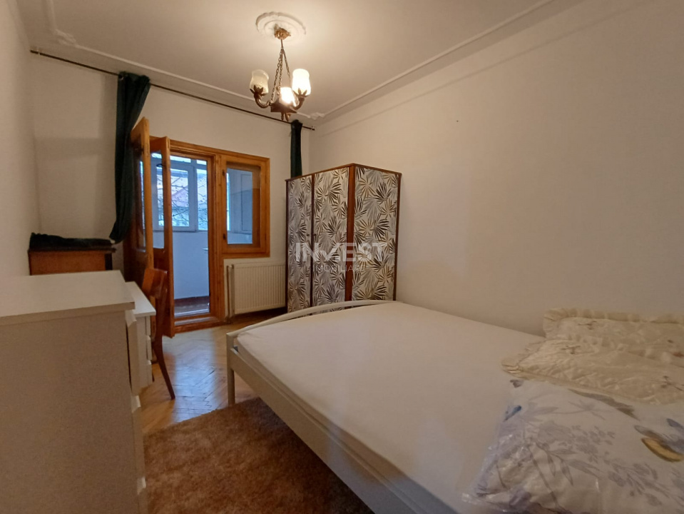 Apartament 3 camere, bloc tip vila, Zona Arcu  - 5