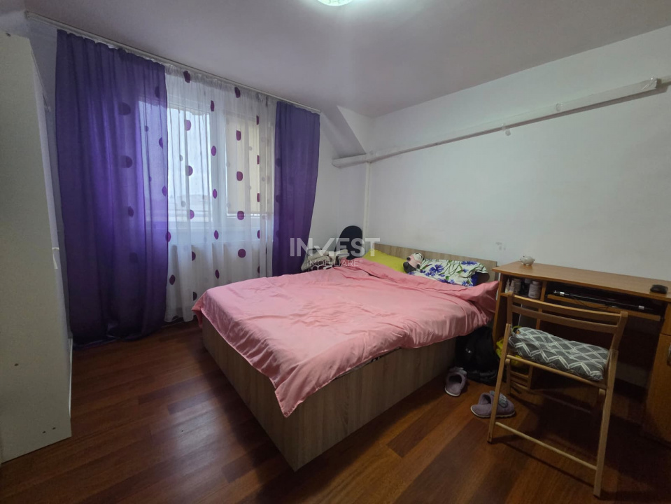 DE VANZARE-APARTAMENT 2 CAMERE-DECOMANDAT - 3