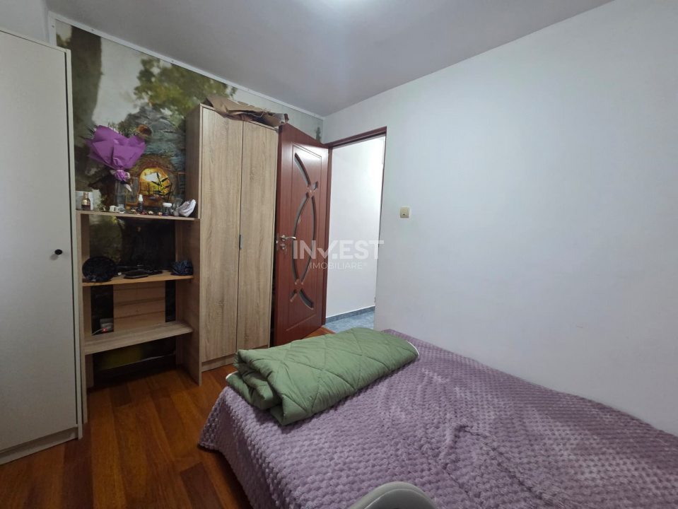 DE VANZARE-APARTAMENT 2 CAMERE-DECOMANDAT - 2