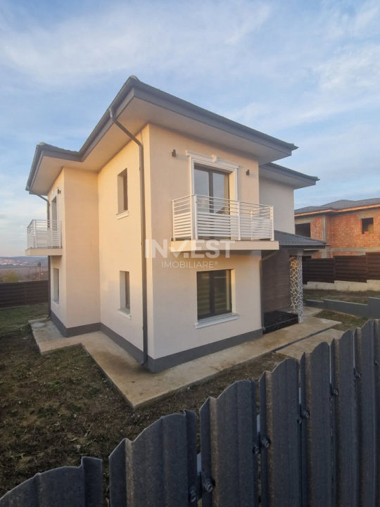 CASA 4 CAMERE, 2 BAI, 440 MP TEREN, MIROSLAVA - 10