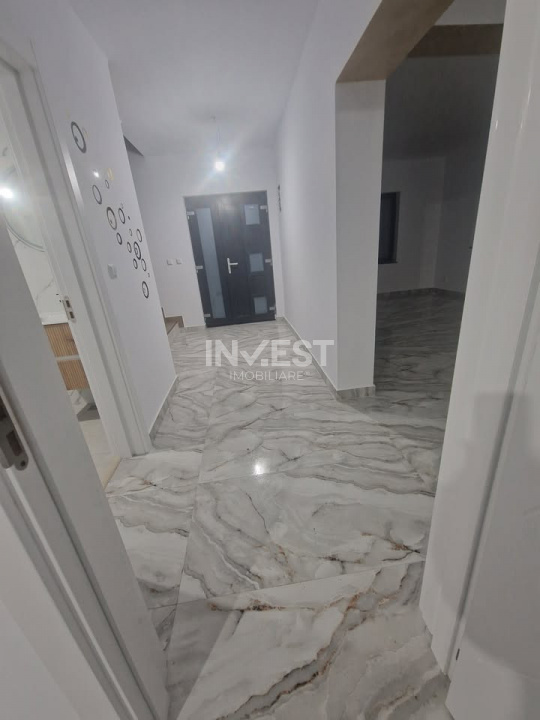 CASA 4 CAMERE, 2 BAI, 440 MP TEREN, MIROSLAVA - 14