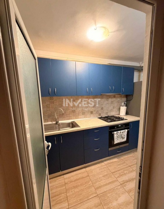 DE VANZARE-APARTAMENT 2 CAMERE-DECOMANDAT-DACIA - 1