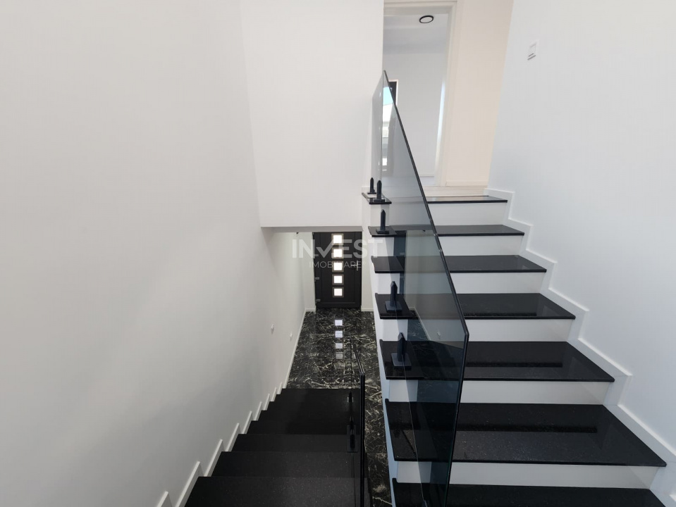 CASA PREMIUM, 4 CAMERE, 2 BAI, 132 MP UTILI , MIROSLAVA - 22