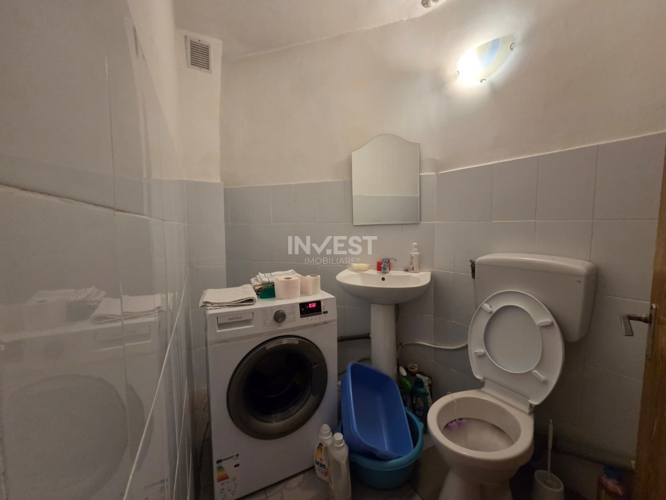 DE VANZARE-APARTAMENT 4 CAMERE-DECOMANDAT-DACIA - 8