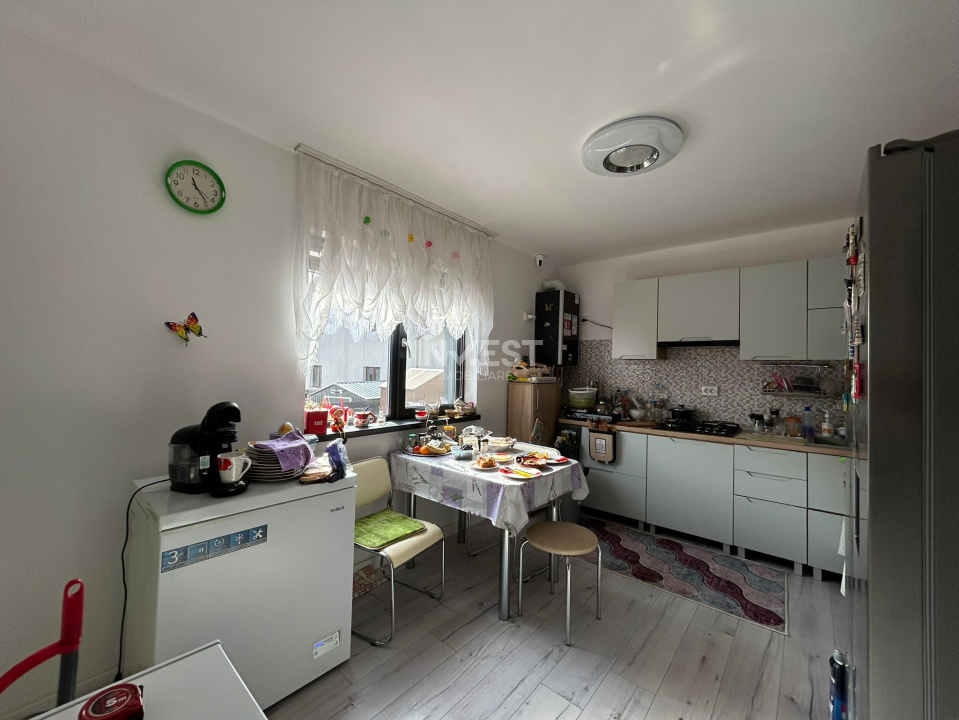 CASA 4 CAMERE , 2 BAI , CONSTRUCTIE PREMIUM  - 13