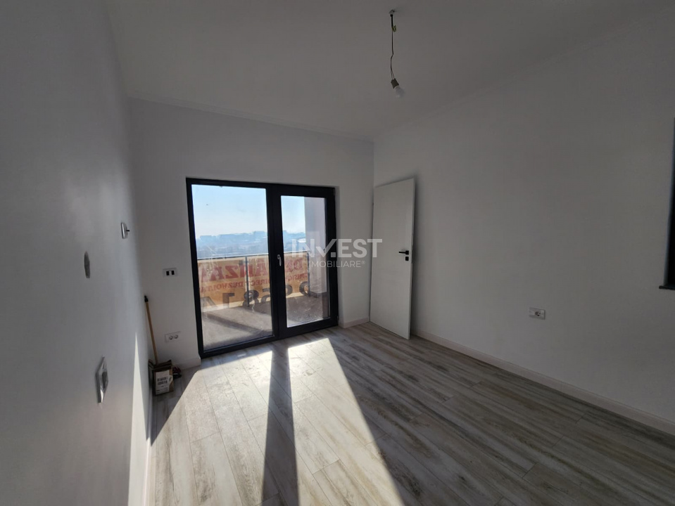 CARTIER PRIVAT, CASA 4 CAMERE, 2 BAI, MIROSLAVA , PLACA DE BETON PESTE ETAJ - 14