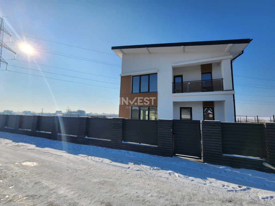 CARTIER PRIVAT, CASA 4 CAMERE, 2 BAI, MIROSLAVA , PLACA DE BETON PESTE ETAJ - 1