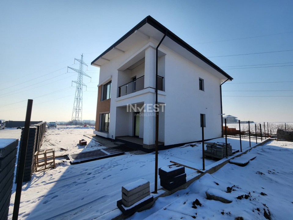 CARTIER PRIVAT, CASA 4 CAMERE, 2 BAI, MIROSLAVA , PLACA DE BETON PESTE ETAJ - 5