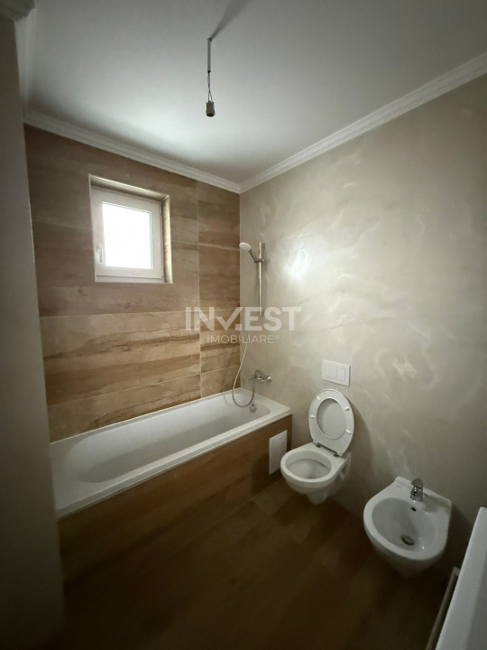 Case Tip Înșiruit P+1E cu Finisaje Premium în Valea Lupului, Iași COMISION 0% - 3